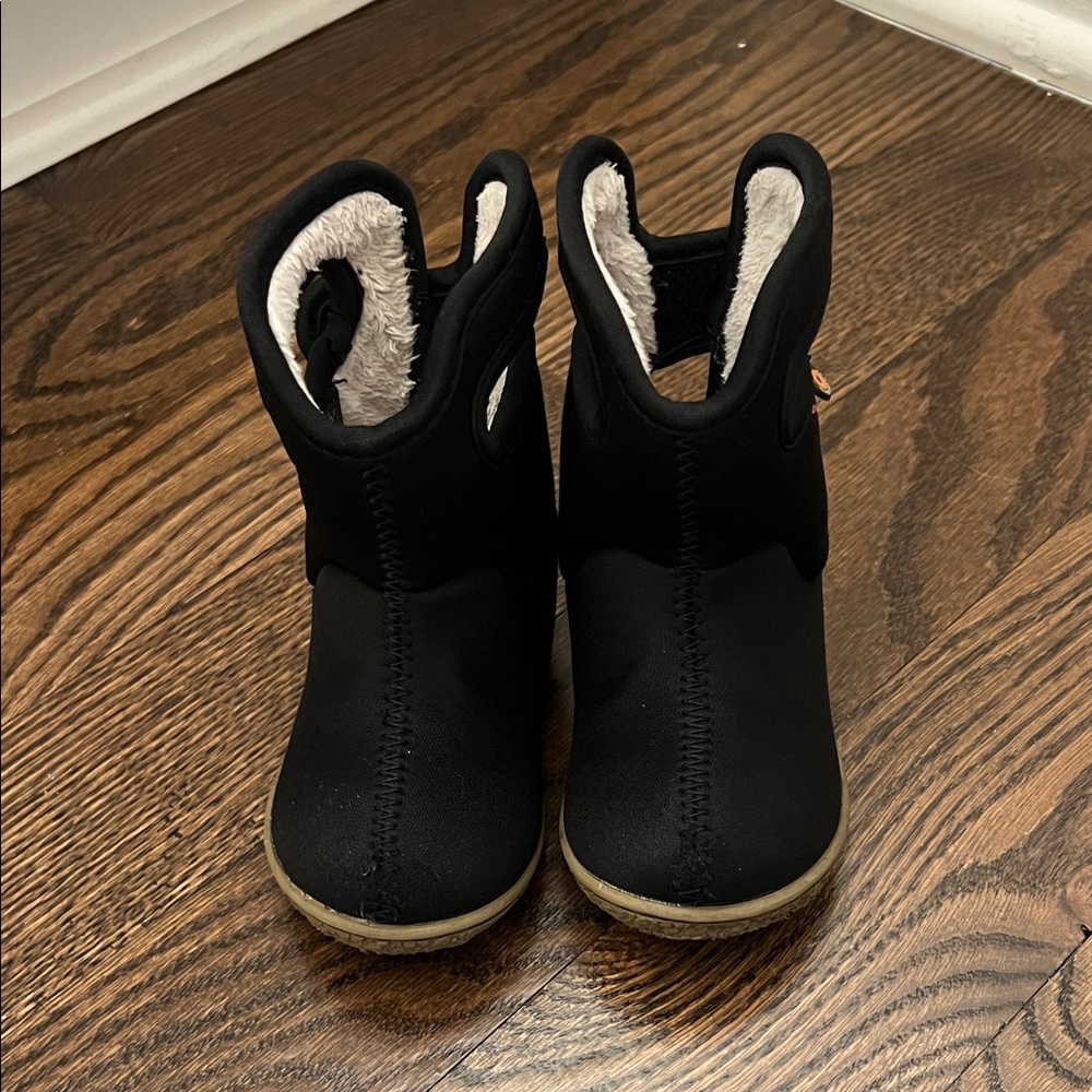 Bogs Black Baby Boots with Cream Lining
